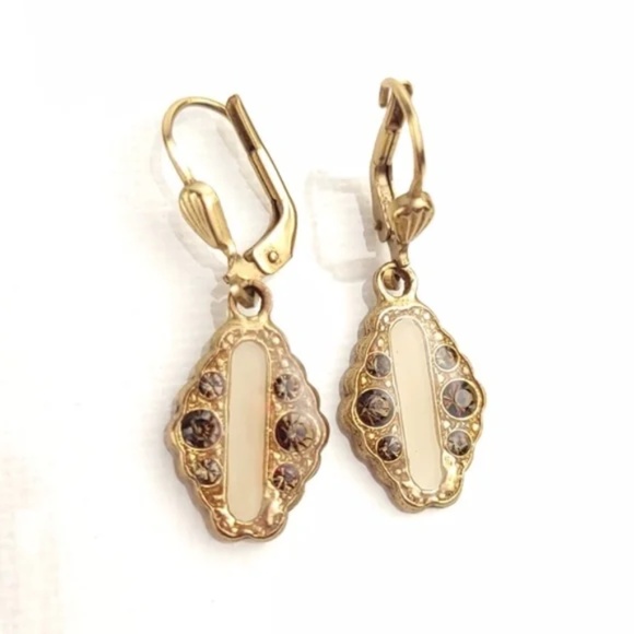 Vintage Gold Tone Earrings with Brown Accent Stones - Picture 5 of 5